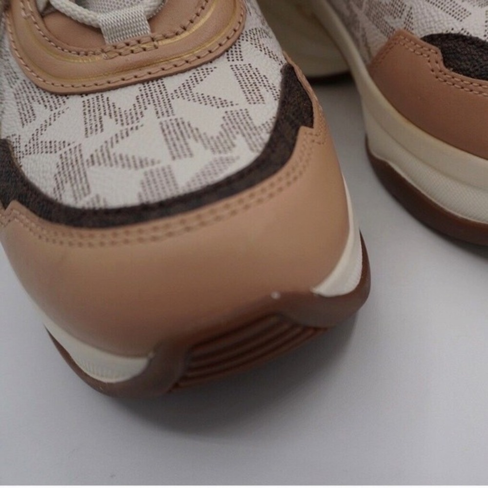 Michael Kors Olympia Trainer Sneakers Vanilla‎ Tan MK Logo 11M Retro Chic 37-01 - Picture 6 of 15
